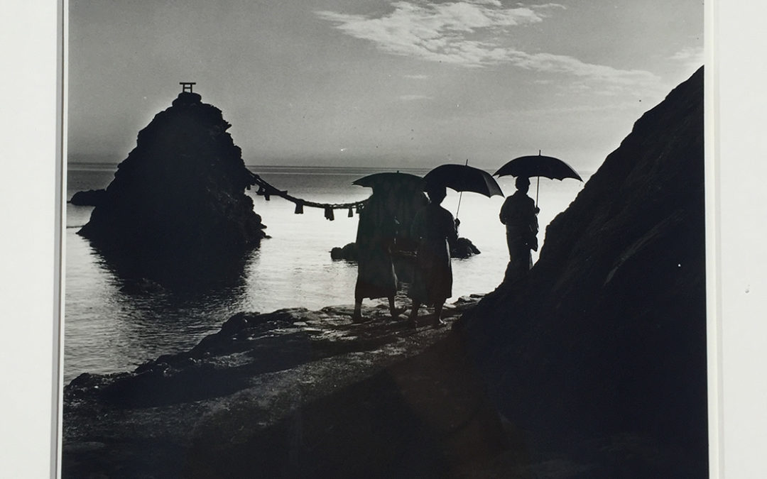 Horace Bristol – Tourists at Wedded Rock